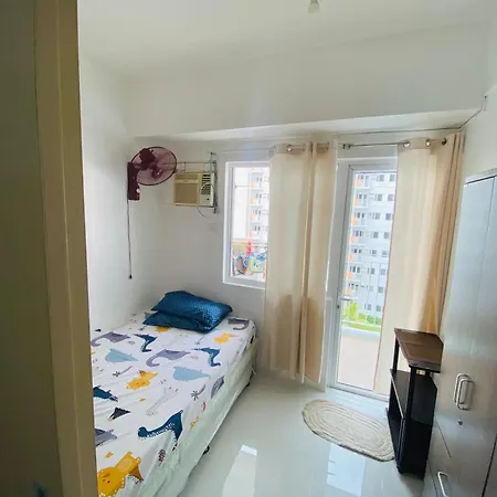 Field Residences 1Bedroom Condo-Free Wifi, Near In Naia Terminal